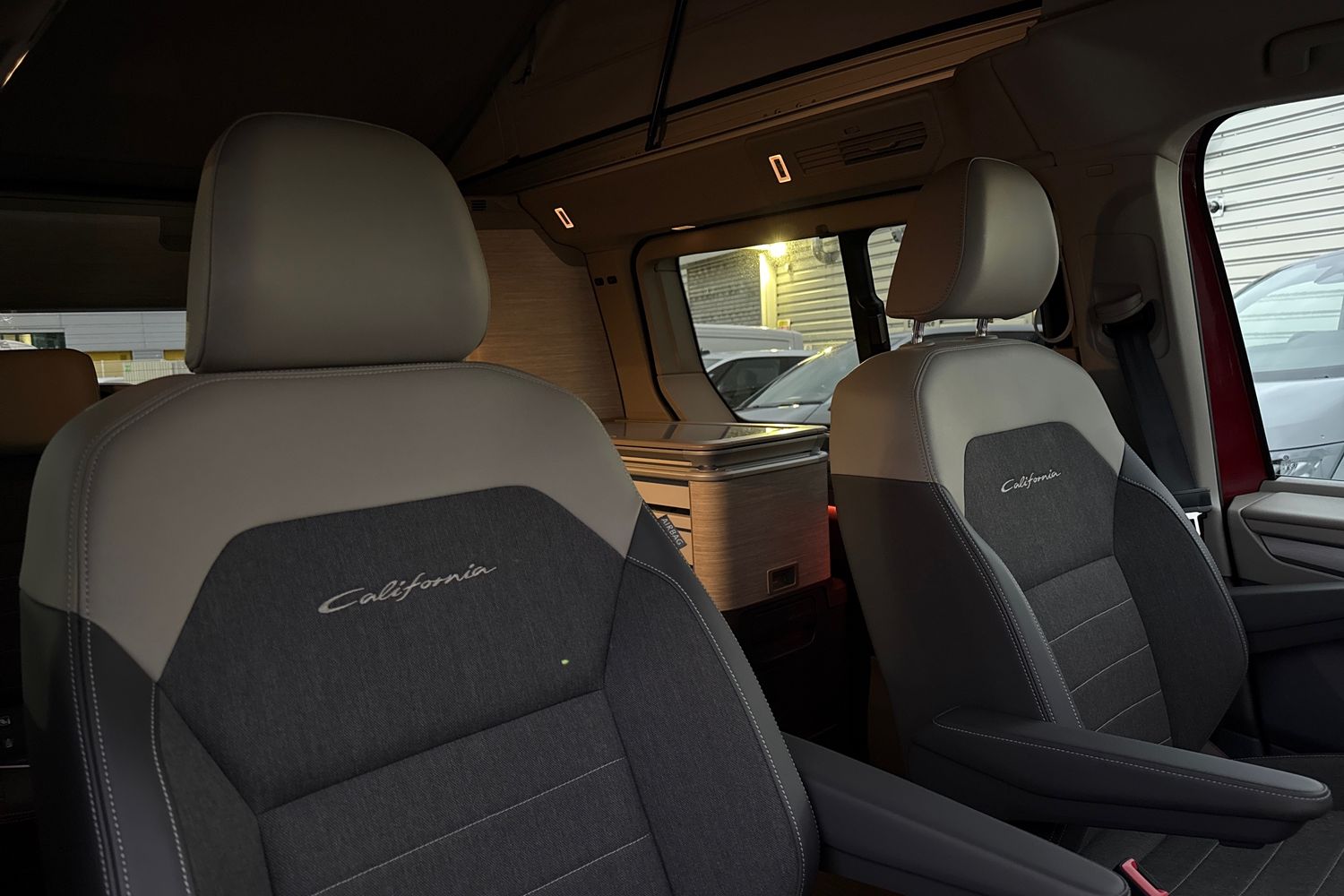 Used Volkswagen California 2025 for sale - 77368540: Photo 24