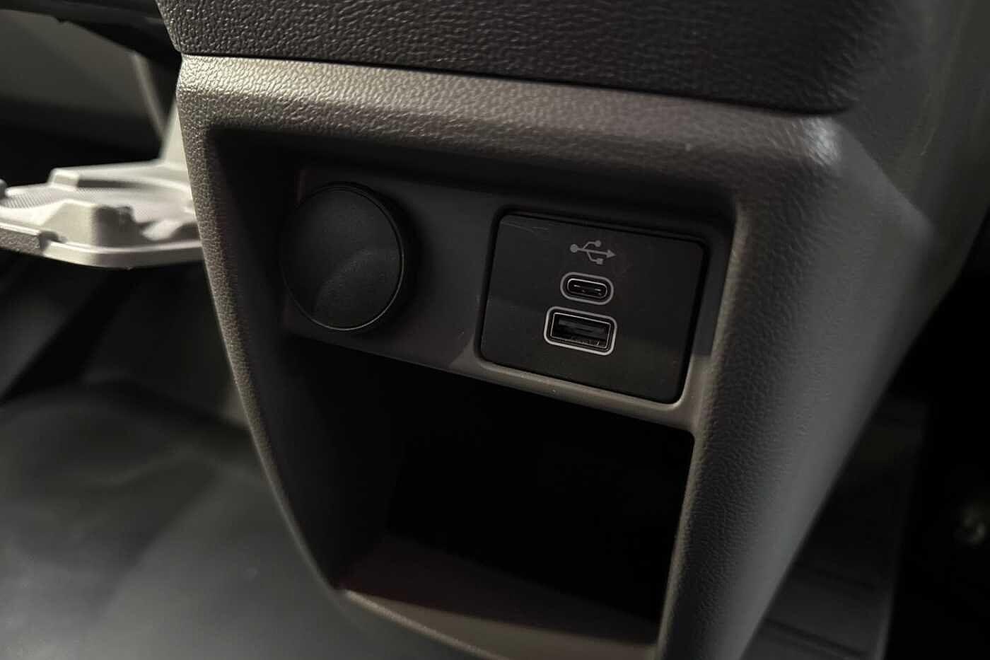 Used Volkswagen Transporter 2025 for sale - 77834823: Photo 36