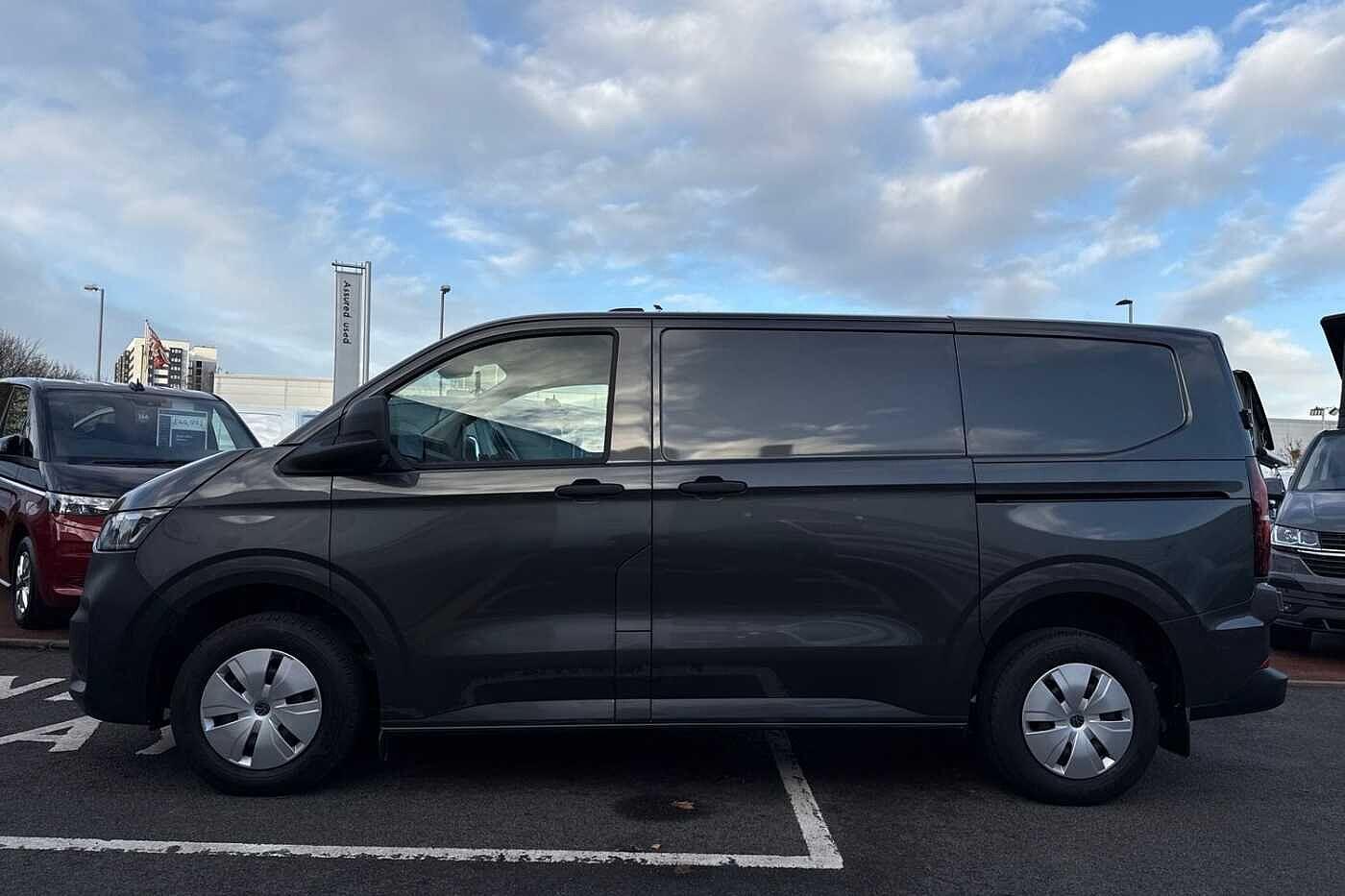 Used Volkswagen Transporter 2025 for sale - 77834823: Photo 48