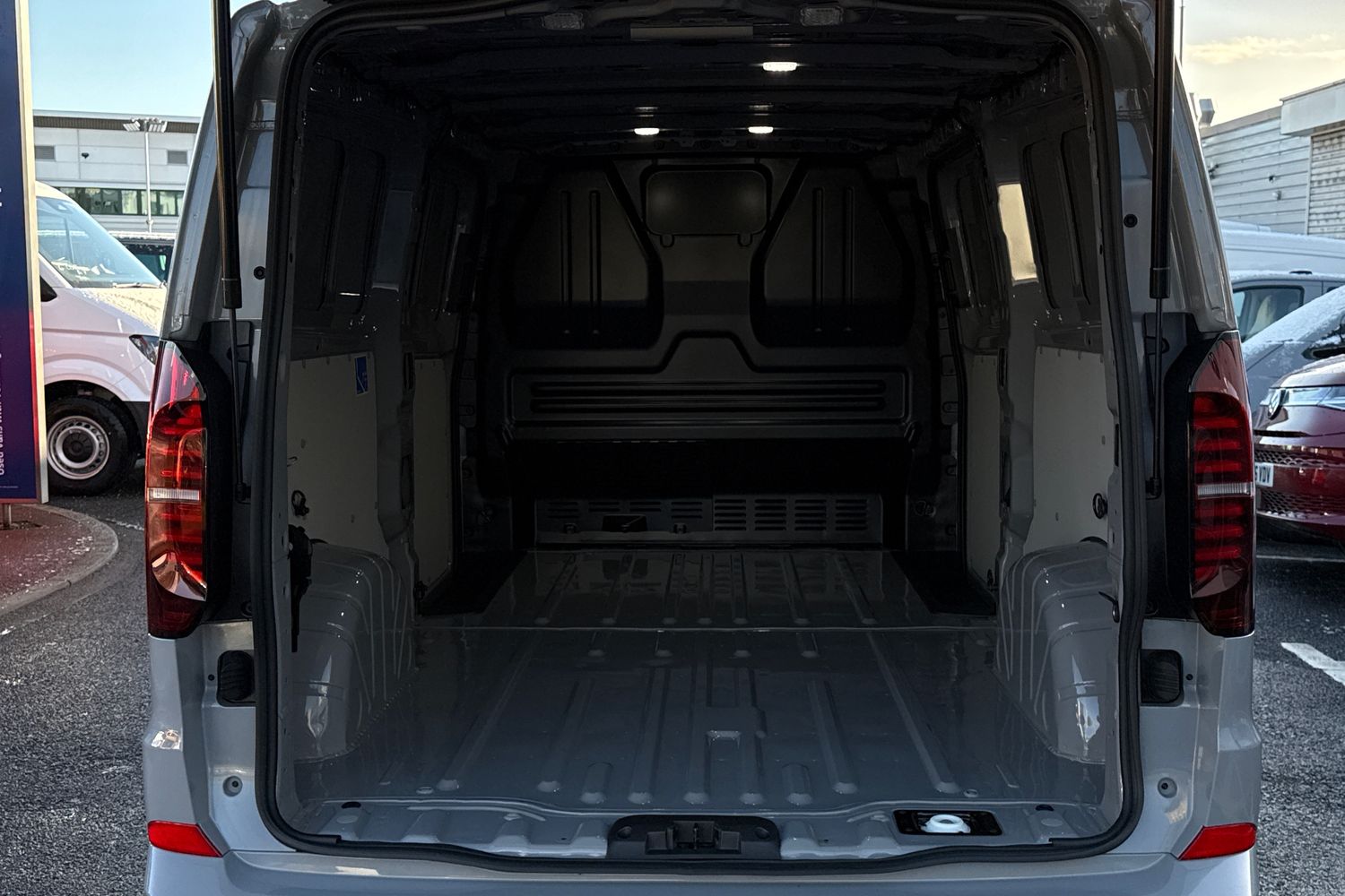 Used Volkswagen Transporter 2025 for sale - 77334275: Photo 7