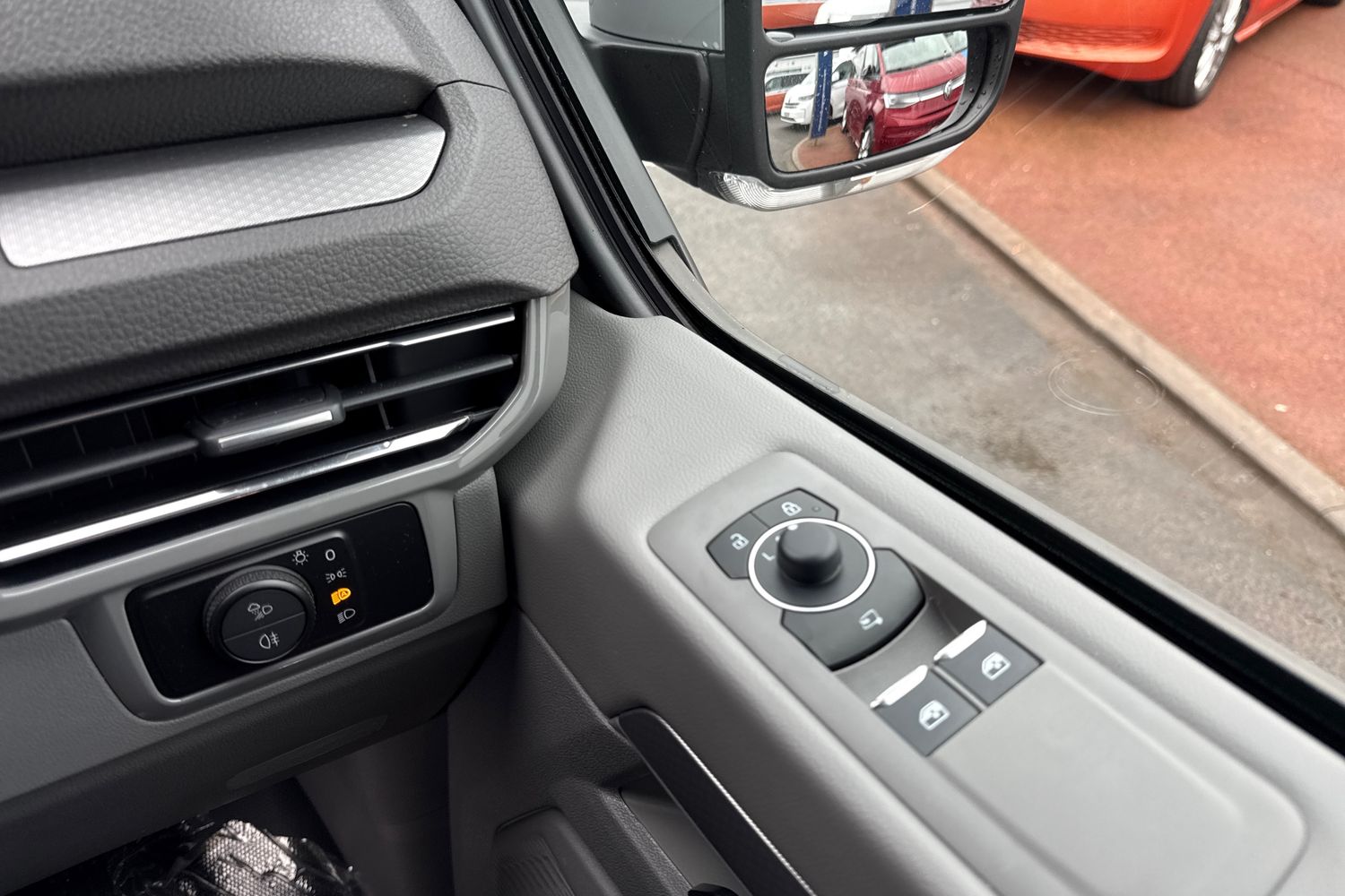 Used Volkswagen Transporter 2025 for sale - 77226556: Photo 20