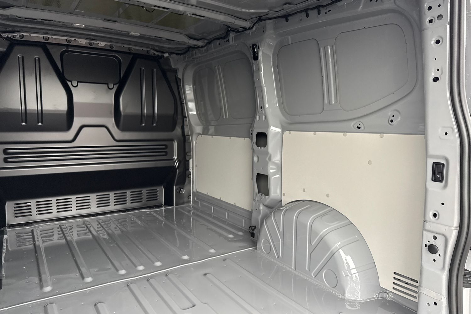 Used Volkswagen Transporter 2025 for sale - 77226556: Photo 32