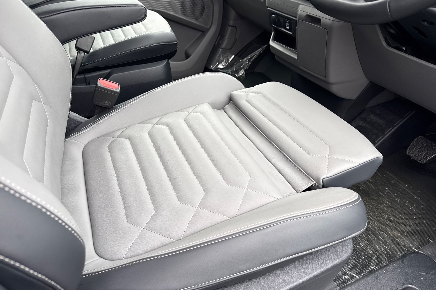 Used Volkswagen Transporter 2025 for sale - 77226556: Photo 38