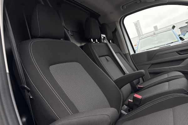 Used Volkswagen Transporter 2025 for sale - 76272384: Photo 51