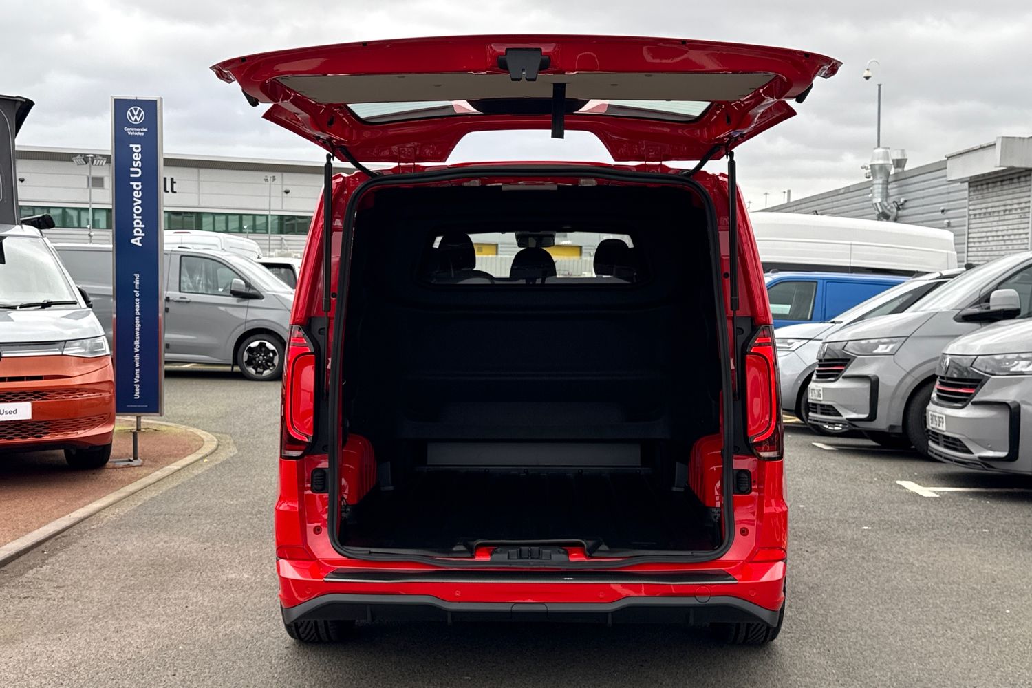 Used Volkswagen Transporter 2025 for sale - 77649246: Photo 43