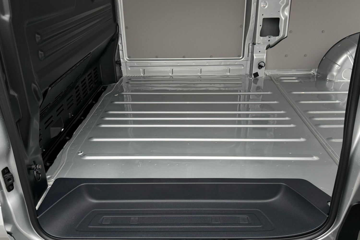 Used Volkswagen Transporter 2025 for sale - 76705569: Photo 44