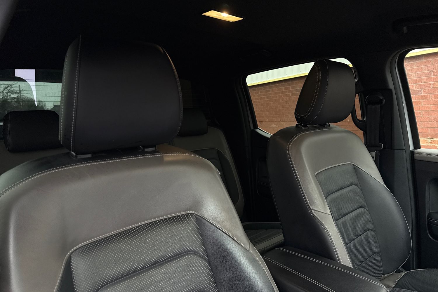 Used Volkswagen Amarok 2024 for sale - 77429593: Photo 24