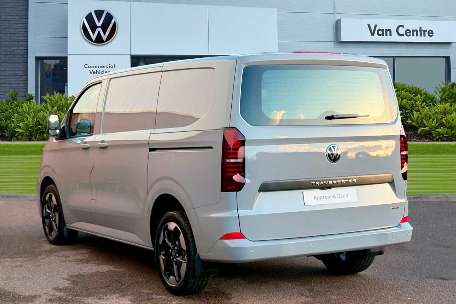 Used Volkswagen Transporter 2025 for sale - 77093630: Photo 2
