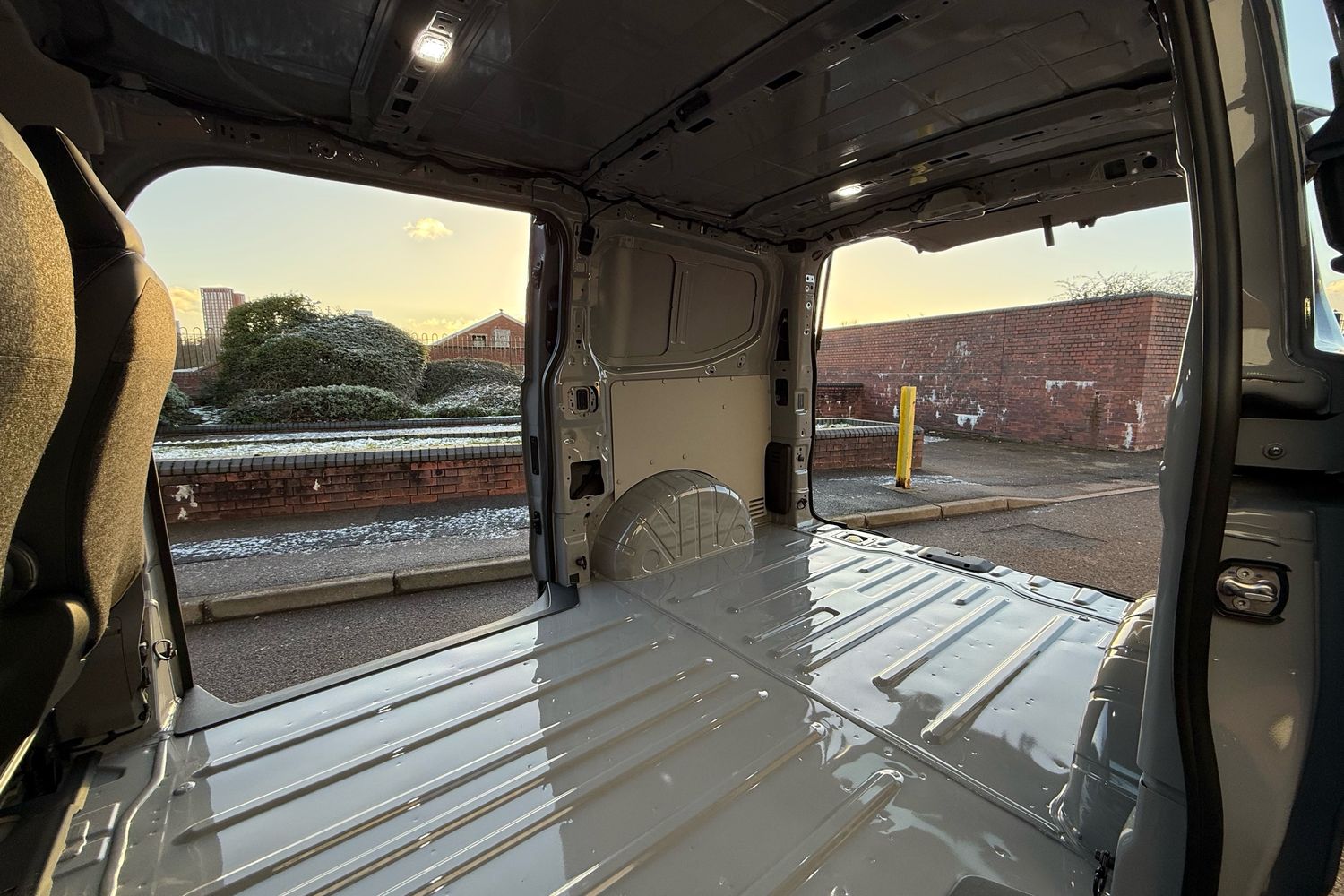 Used Volkswagen Transporter 2025 for sale - 77093630: Photo 42