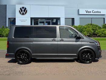 Used Volkswagen Transporter Shuttle 2024 for sale - 78177557: Photo