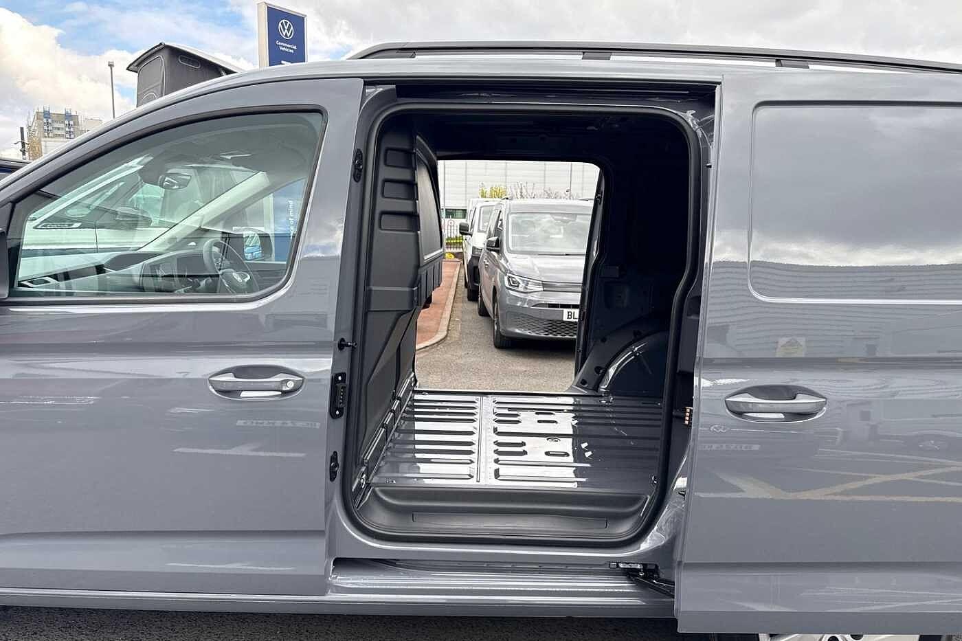 Used Volkswagen Caddy Maxi 2025 for sale - 76232533: Photo 46