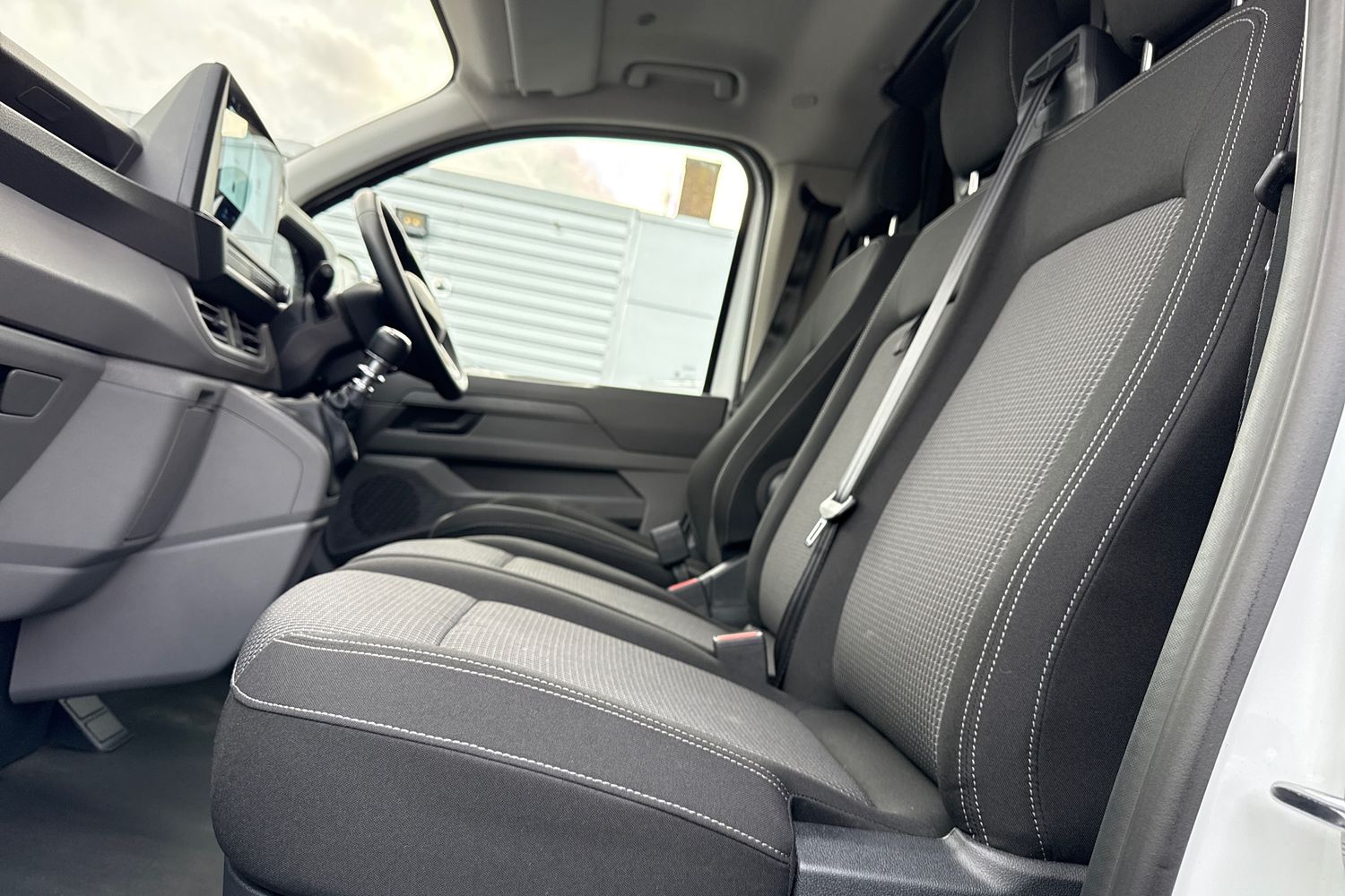 Used Volkswagen Transporter 2025 for sale - 76412713: Photo 48