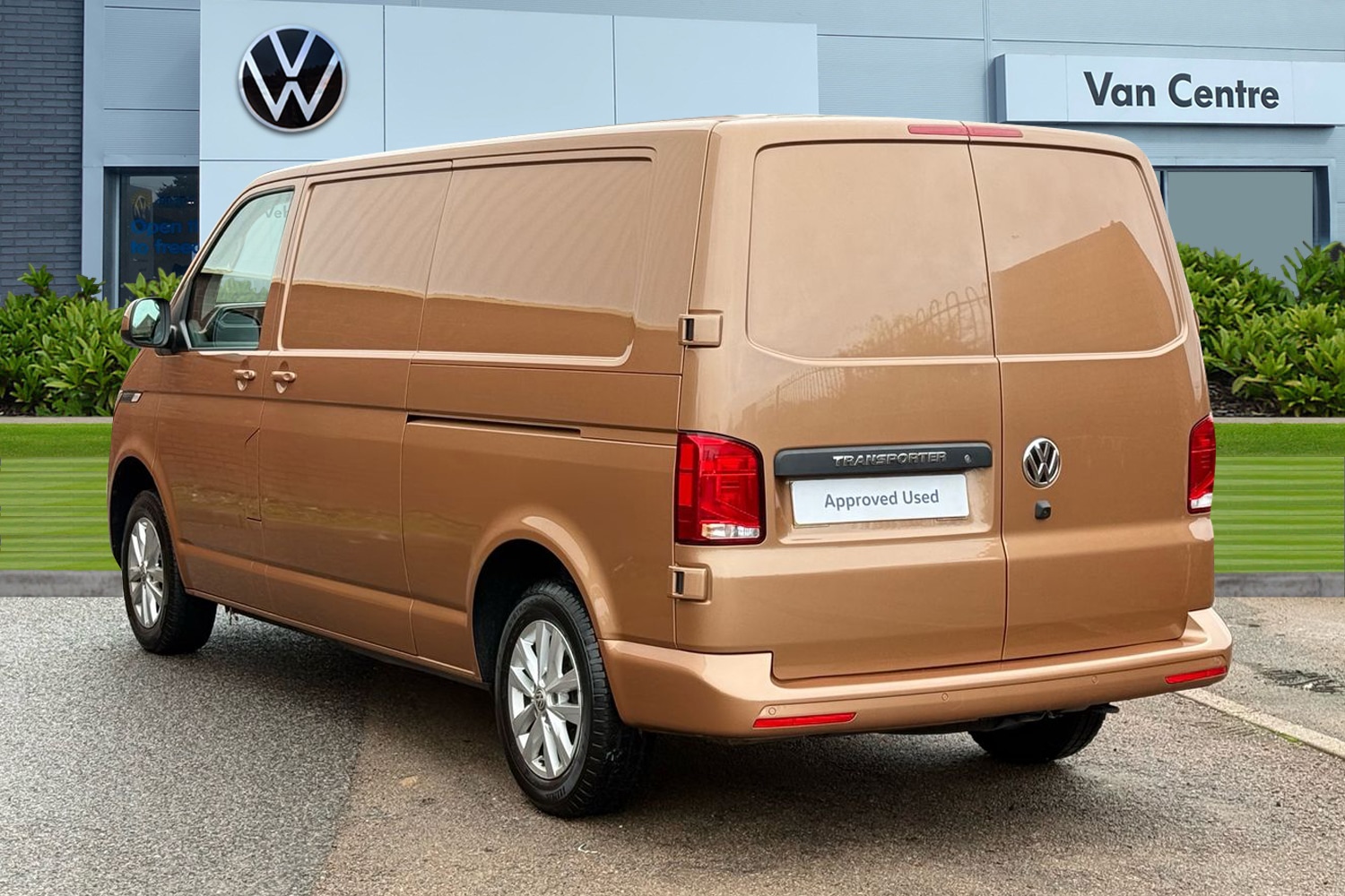 Used Volkswagen Transporter 2022 for sale - 76750818: Photo 2
