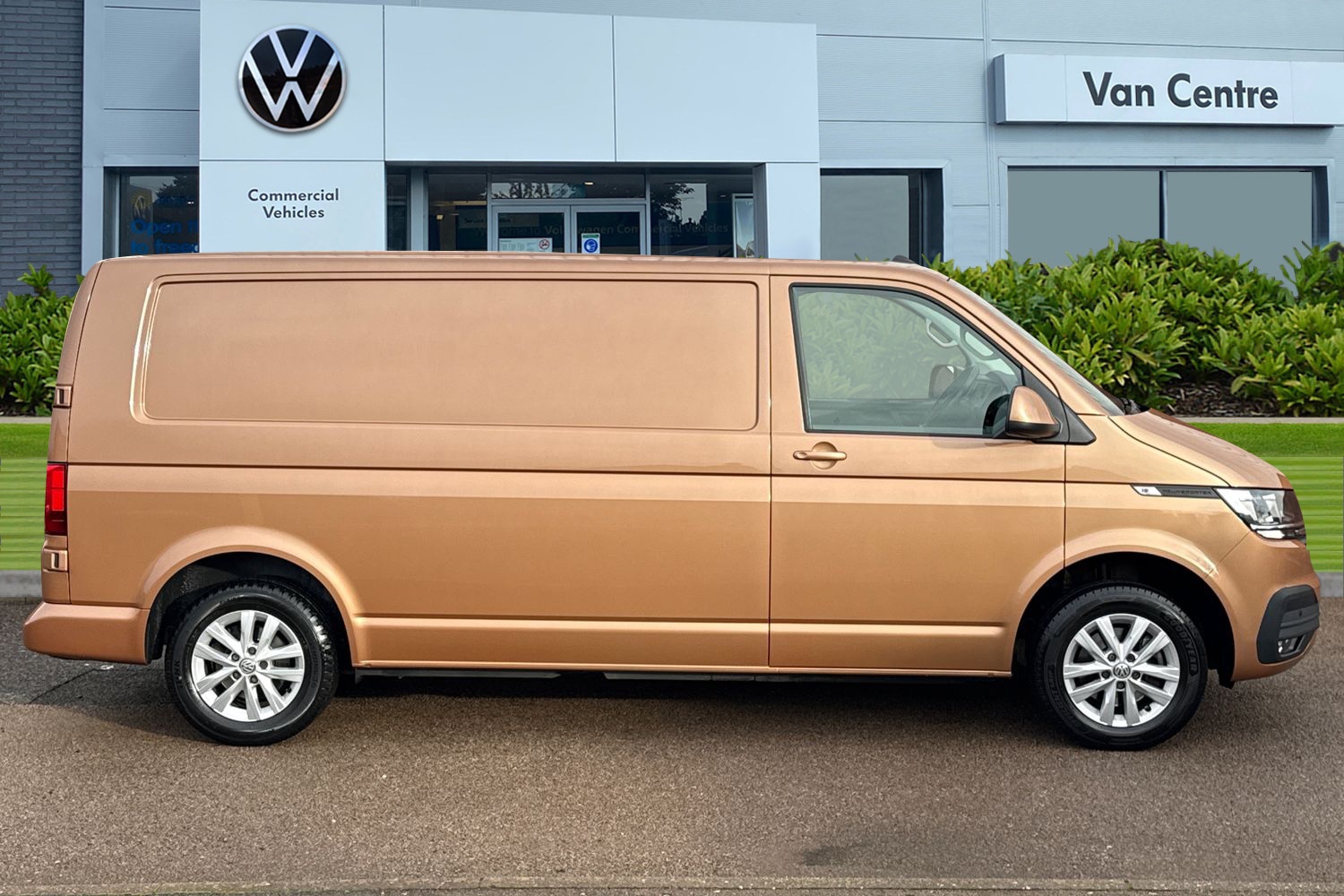 Used Volkswagen Transporter 2022 for sale - 76750818: Photo 3
