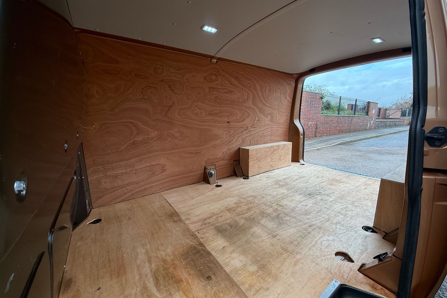 Used Volkswagen Transporter 2022 for sale - 76750818: Photo 42