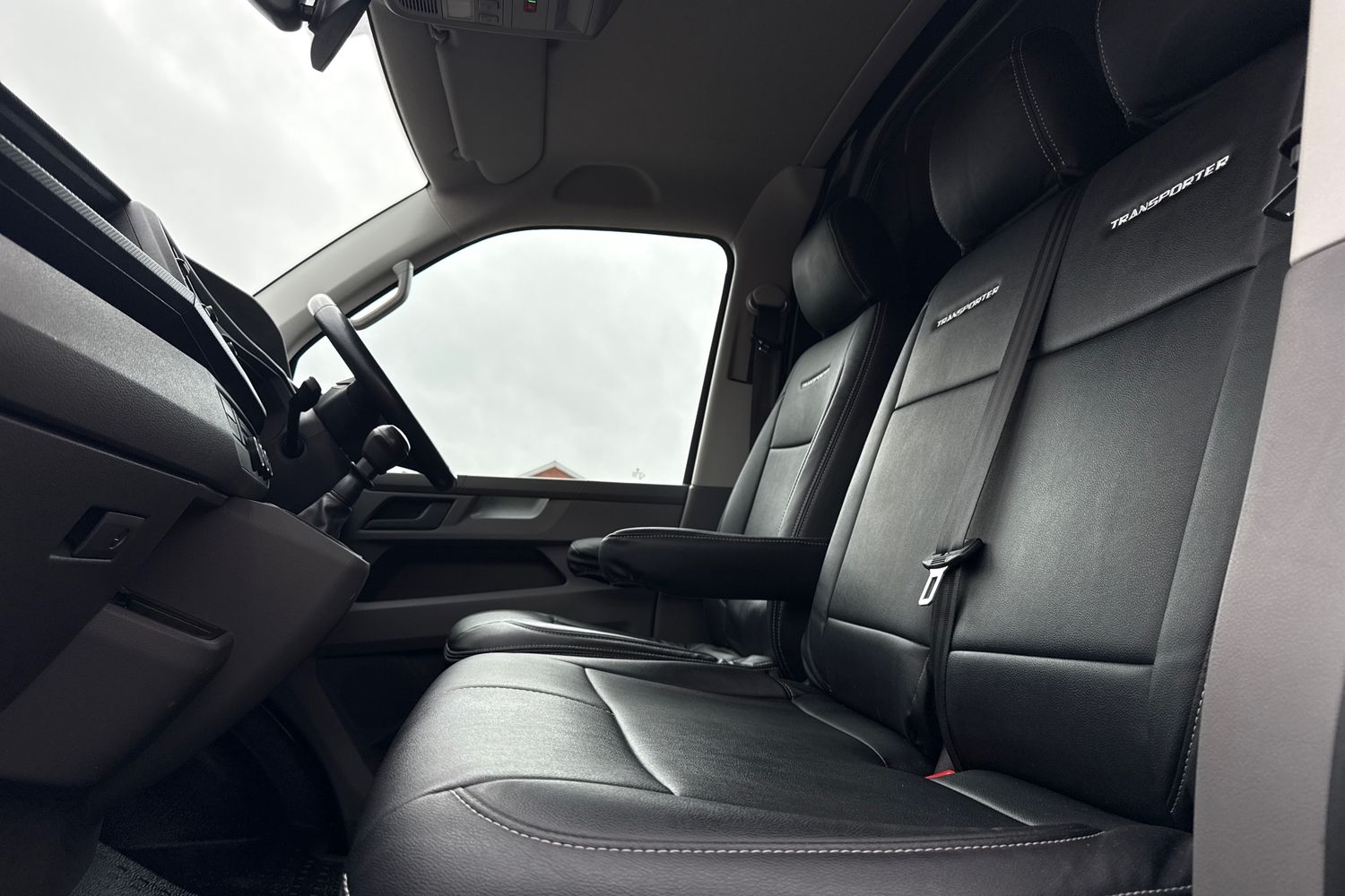 Used Volkswagen Transporter 2022 for sale - 76750818: Photo 48