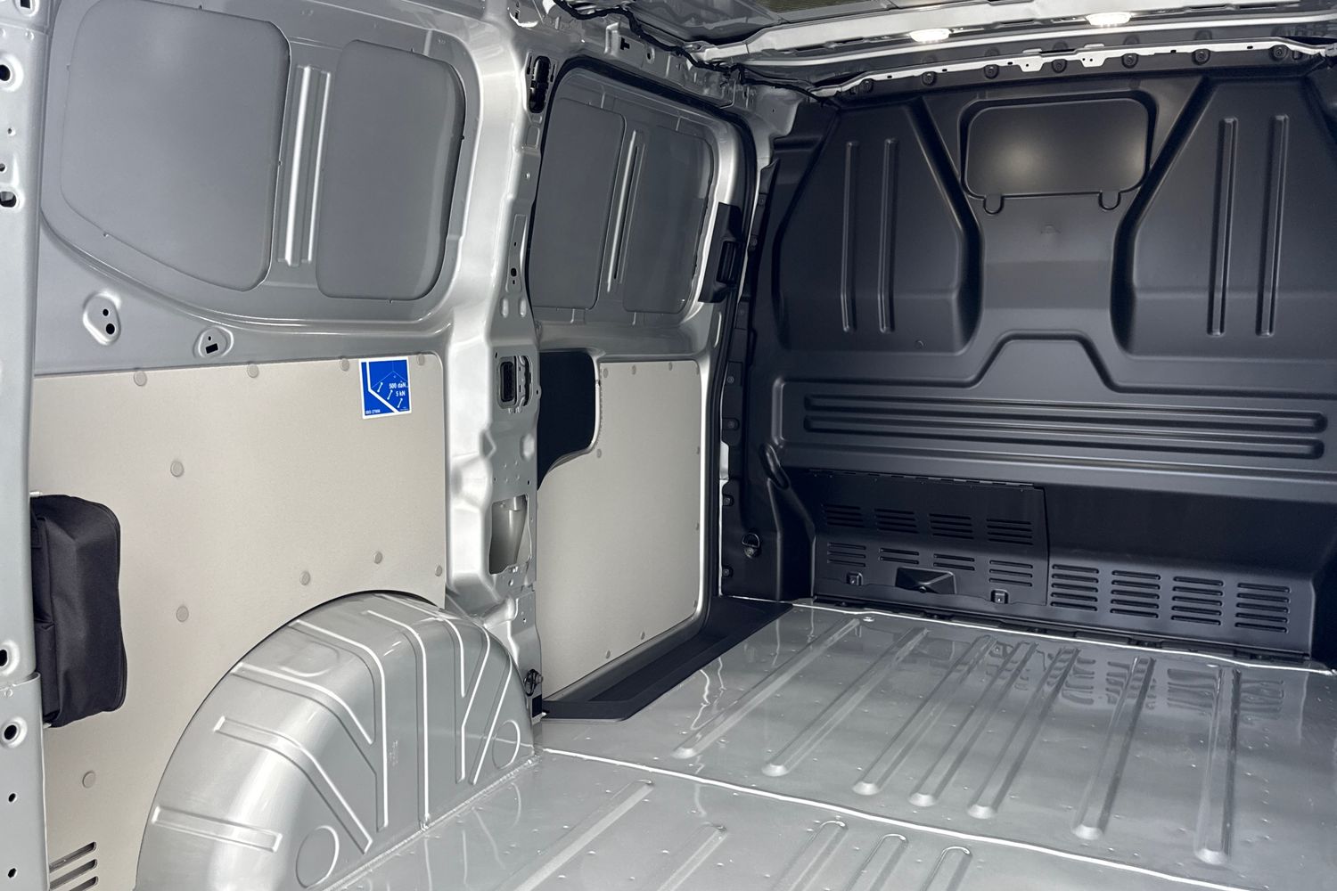 Used Volkswagen Transporter 2025 for sale - 76158327: Photo 38