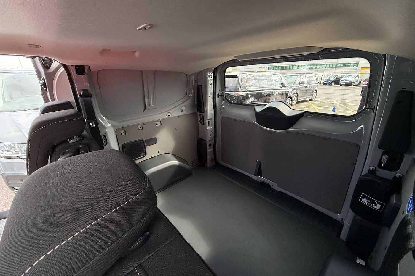 Used Volkswagen Transporter 2025 for sale - 77101138: Photo 41