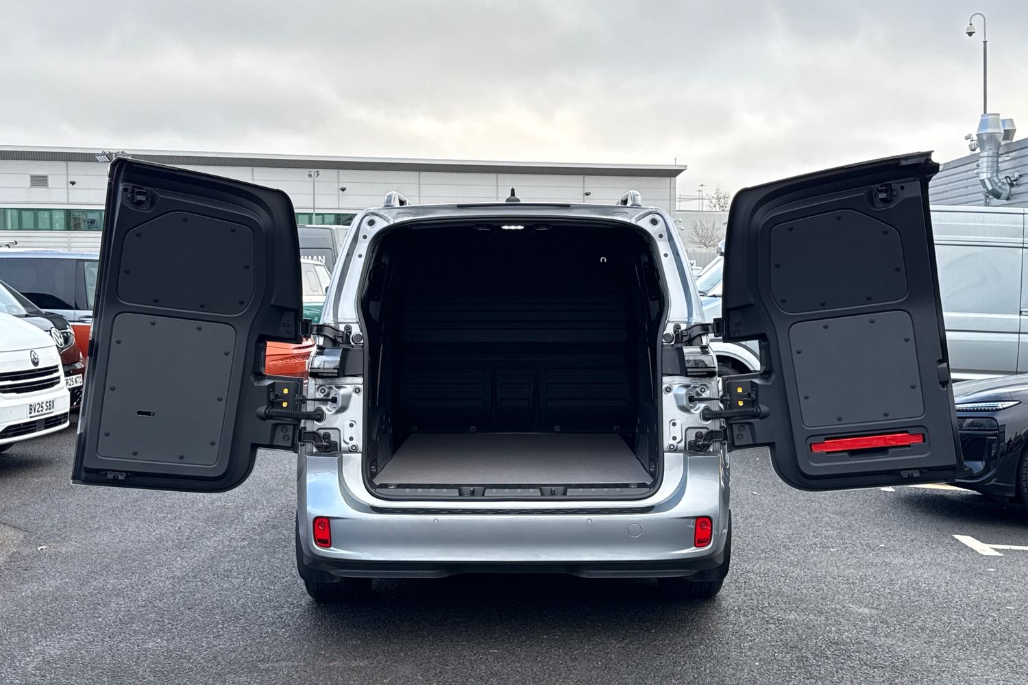 Used Volkswagen ID.Buzz 2025 for sale - 77233251: Photo 42