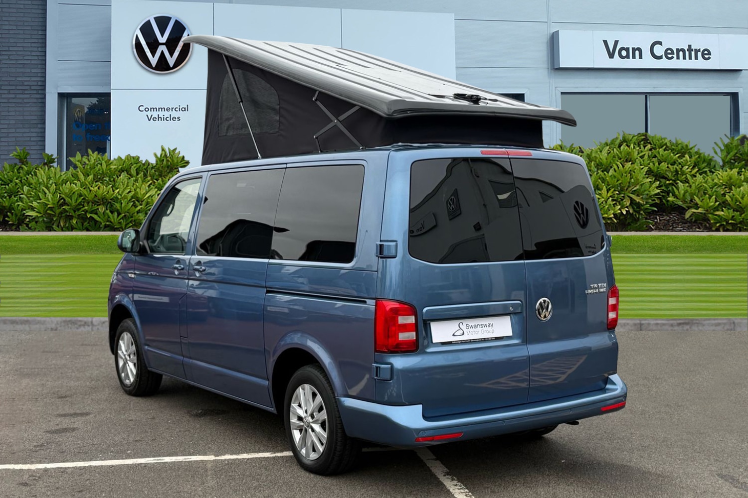 Used Volkswagen Transporter 2017 for sale - 77147492: Photo 2