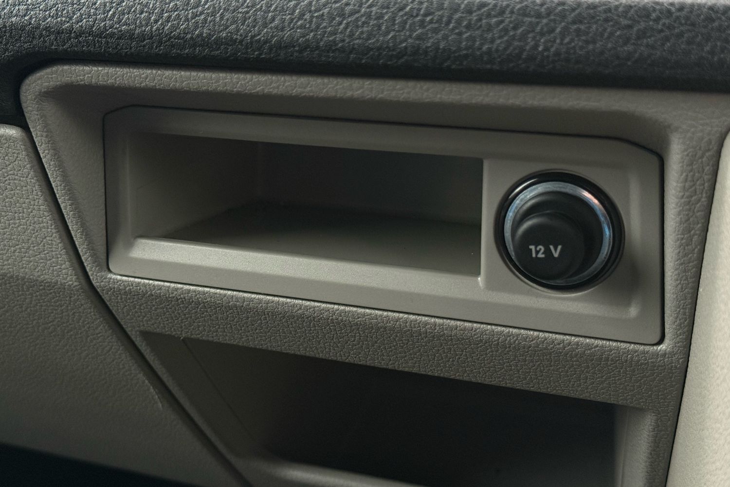 Used Volkswagen Transporter 2017 for sale - 77147492: Photo 59