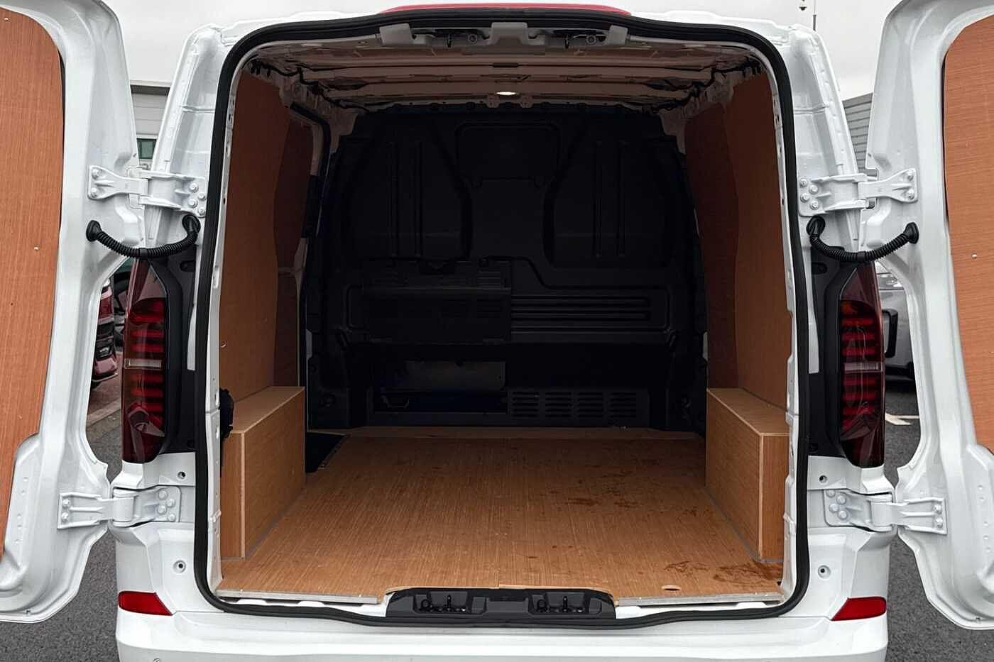 Used Volkswagen Transporter 2025 for sale - 76750770: Photo 9