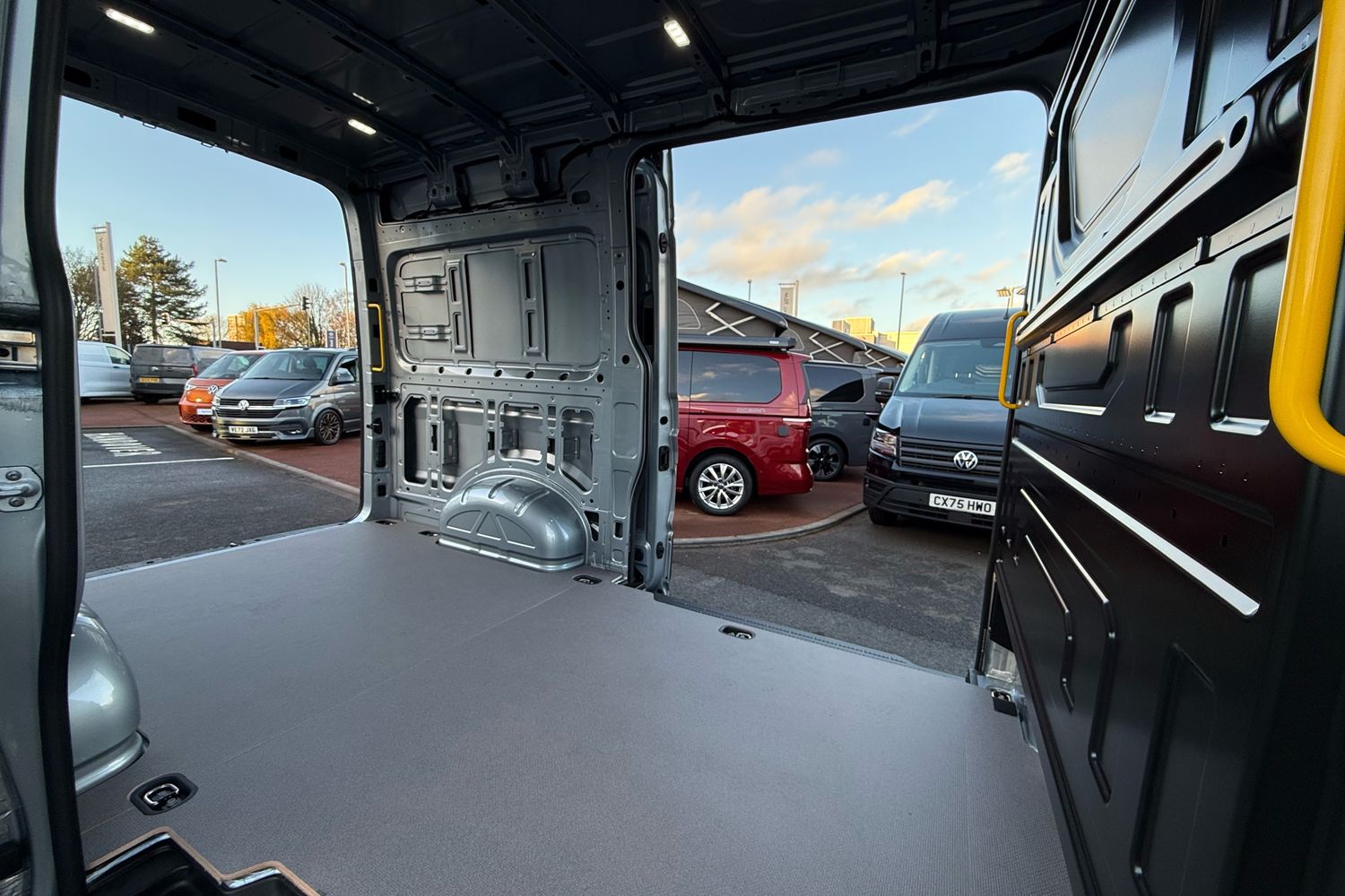 Used Volkswagen Crafter 2025 for sale - 76922854: Photo 44