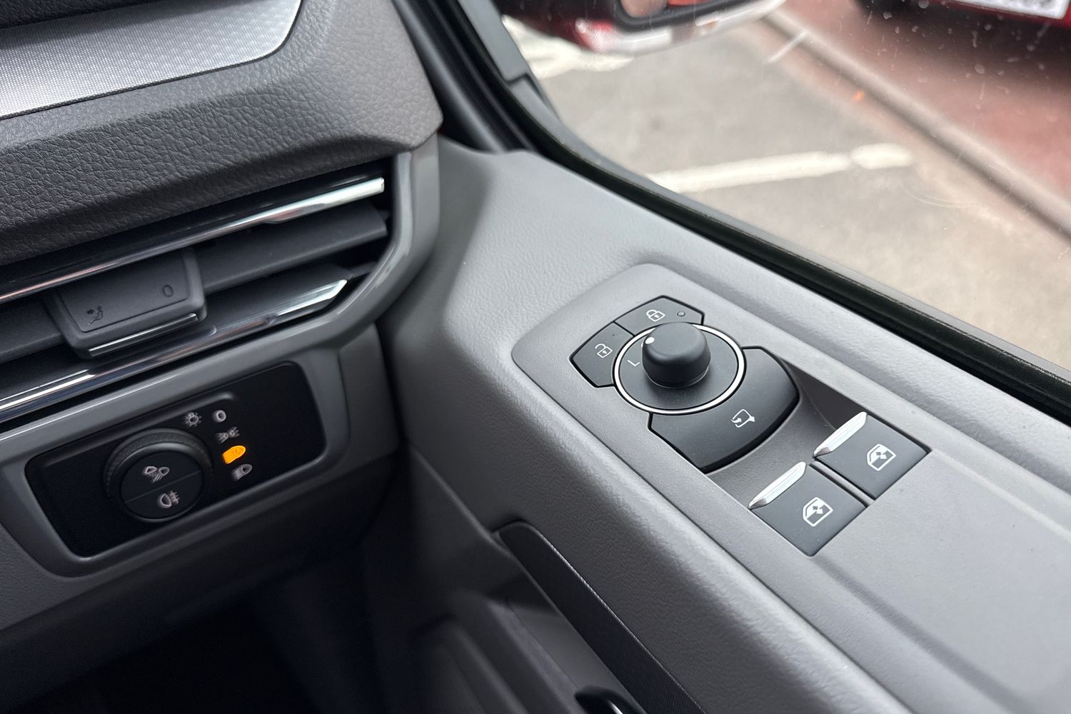 Used Volkswagen Transporter 2025 for sale - 78084143: Photo 21