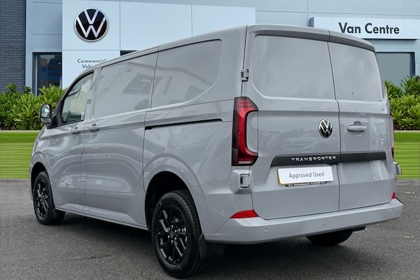 Used Volkswagen Transporter 2025 for sale - 76300337: Photo 2