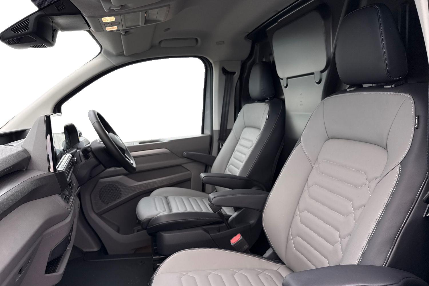 Used Volkswagen Transporter 2025 for sale - 77135303: Photo 11