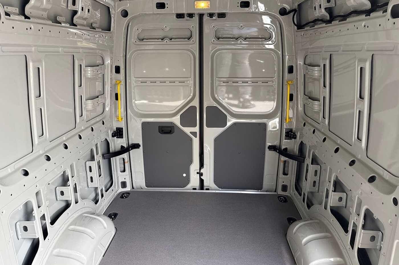 Used Volkswagen Crafter 2025 for sale - 77779690: Photo 13