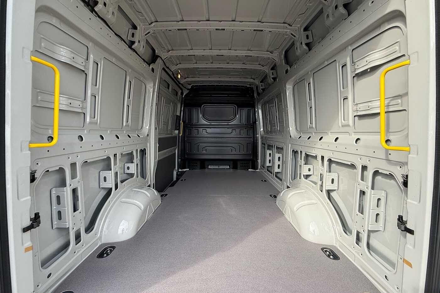 Used Volkswagen Crafter 2025 for sale - 77779690: Photo 38