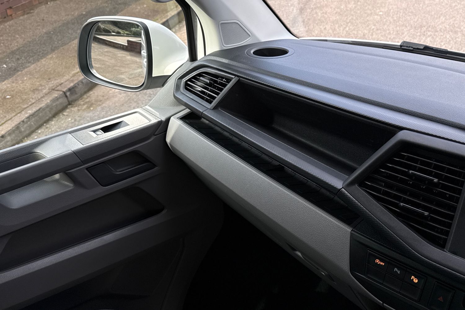 Used Volkswagen Transporter 2024 for sale - 77774146: Photo 19