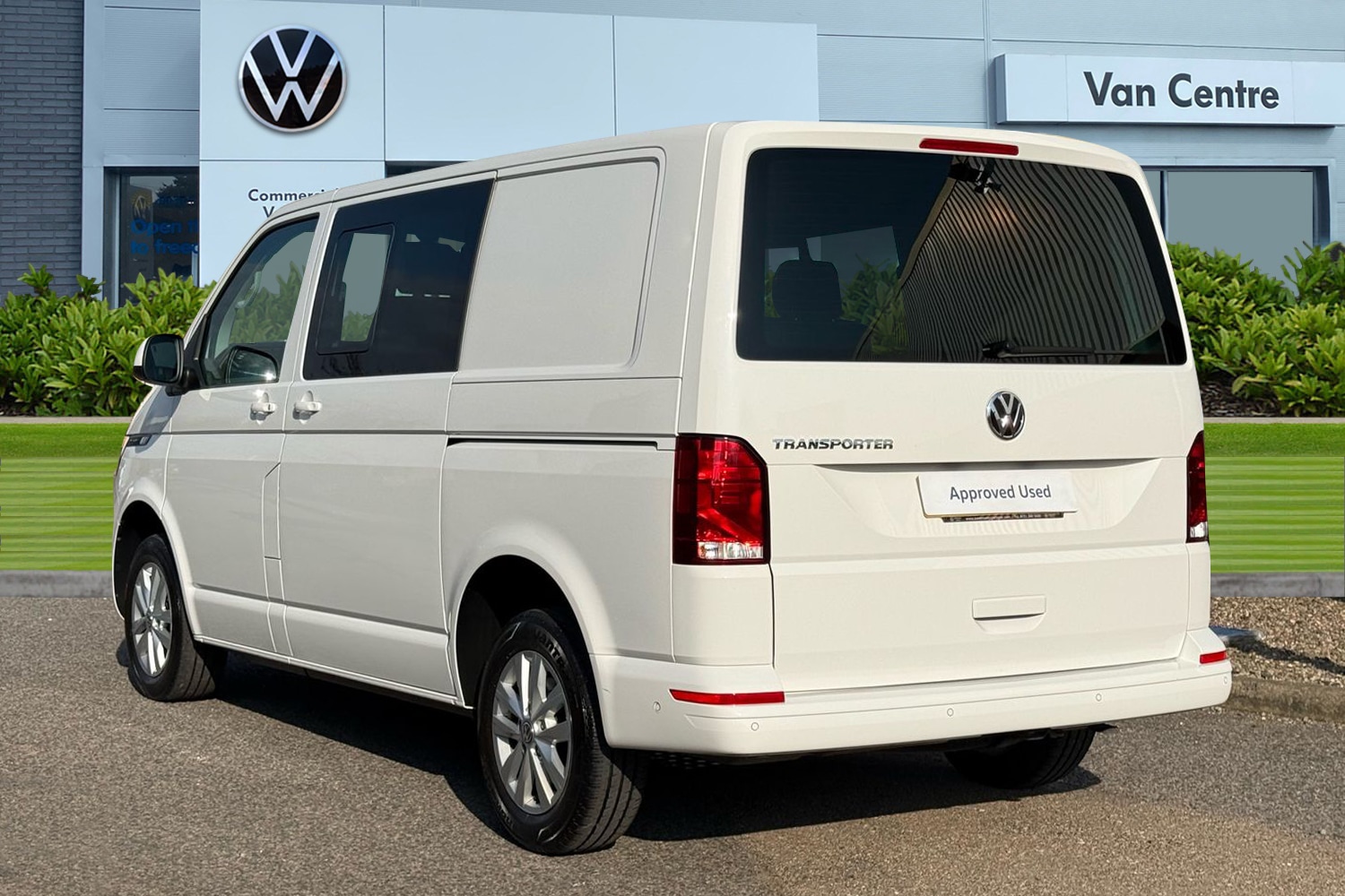 Used Volkswagen Transporter 2024 for sale - 77774146: Photo 2