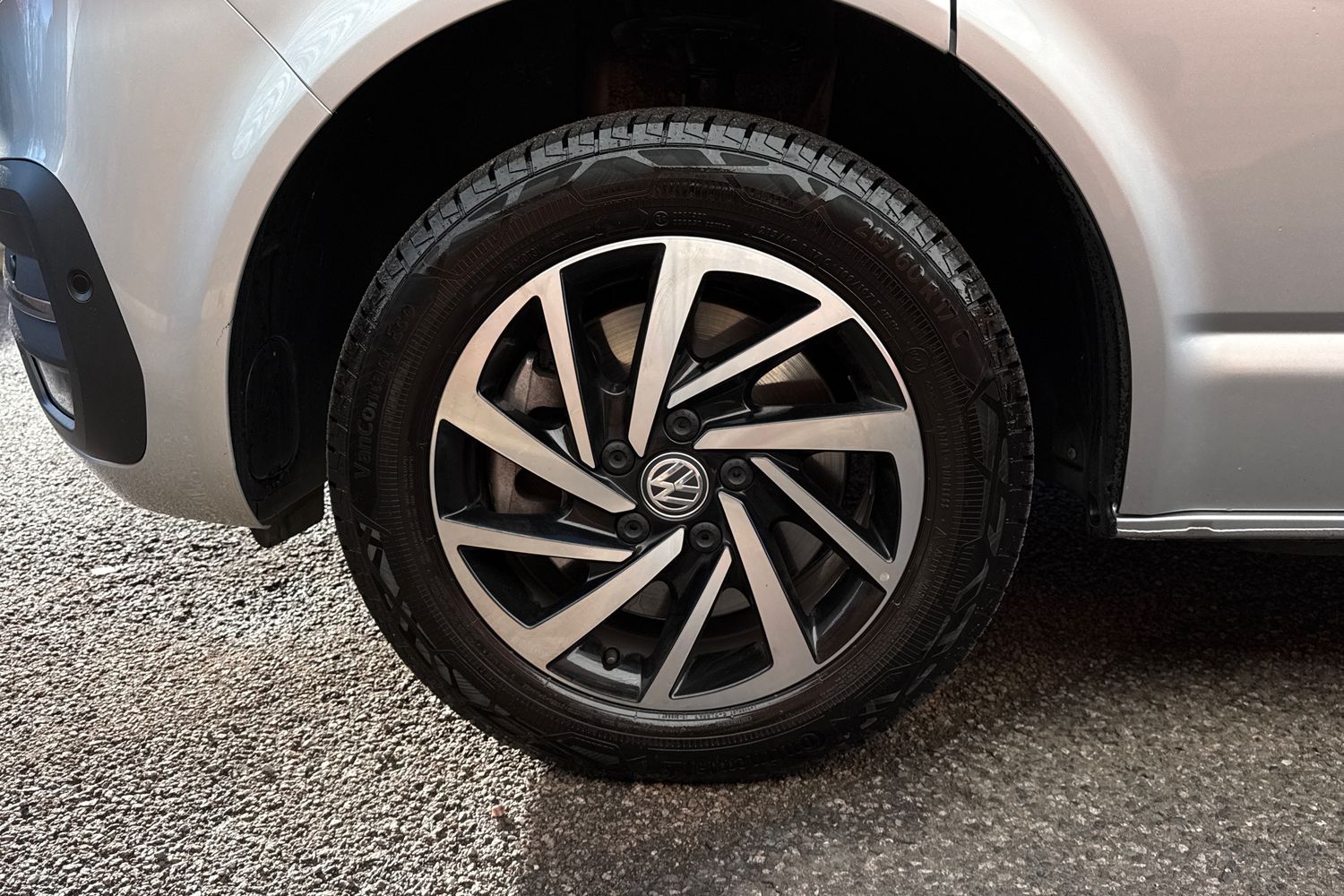 Used Volkswagen California 2024 for sale - 76705491: Photo 11