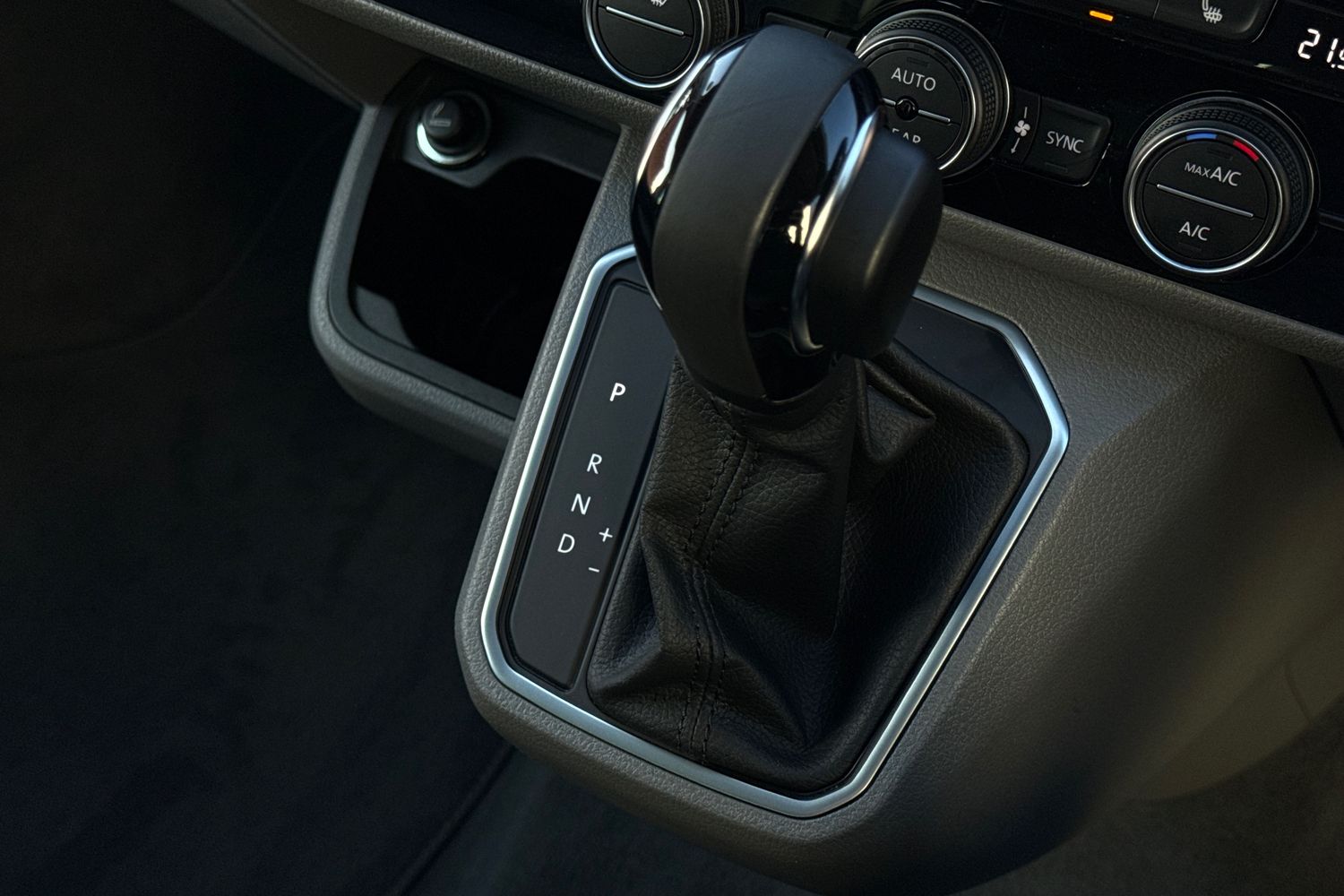 Used Volkswagen California 2024 for sale - 76705491: Photo 23