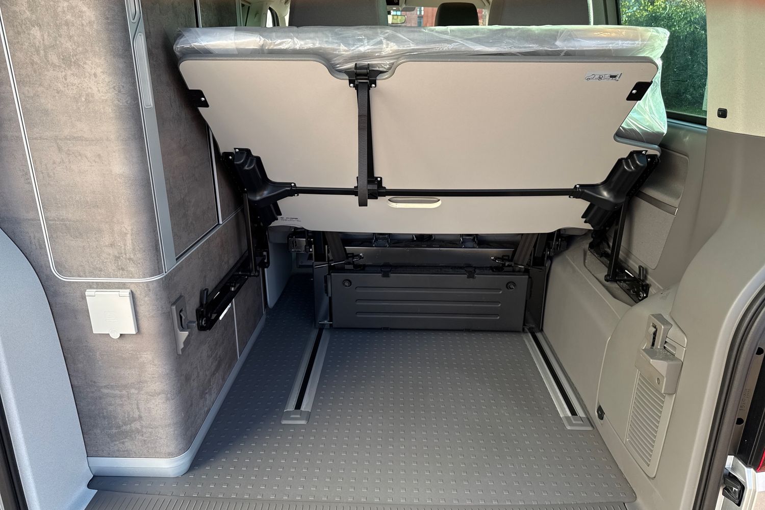 Used Volkswagen California 2024 for sale - 76705491: Photo 44