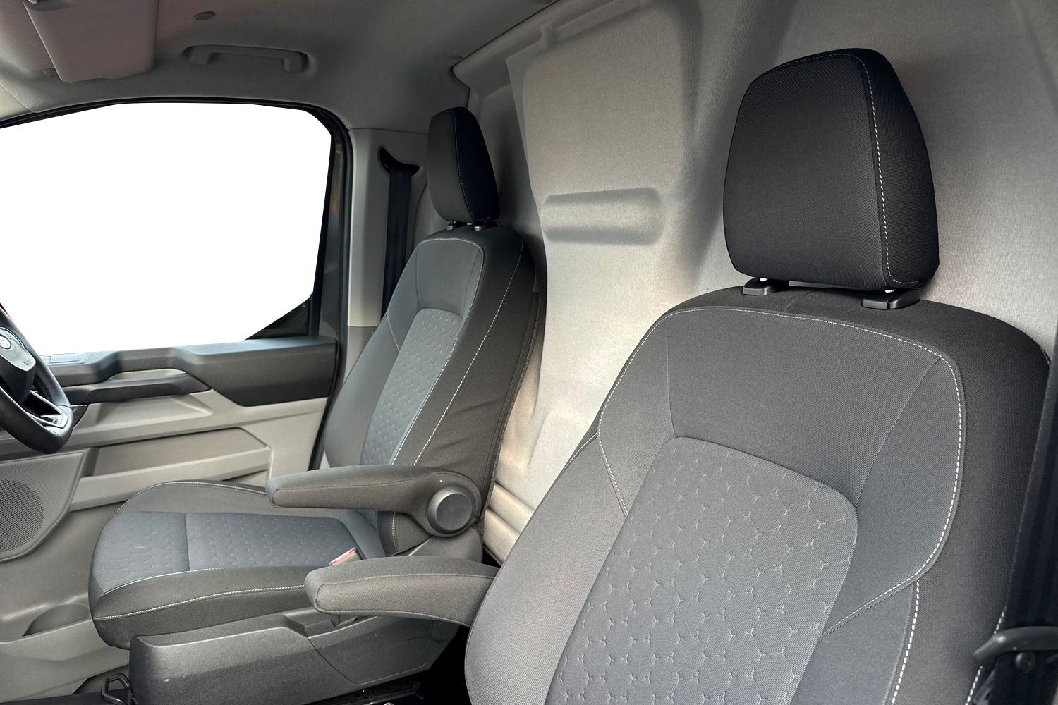 Used Ford Transit Custom 2024 for sale - 76876028: Photo 16