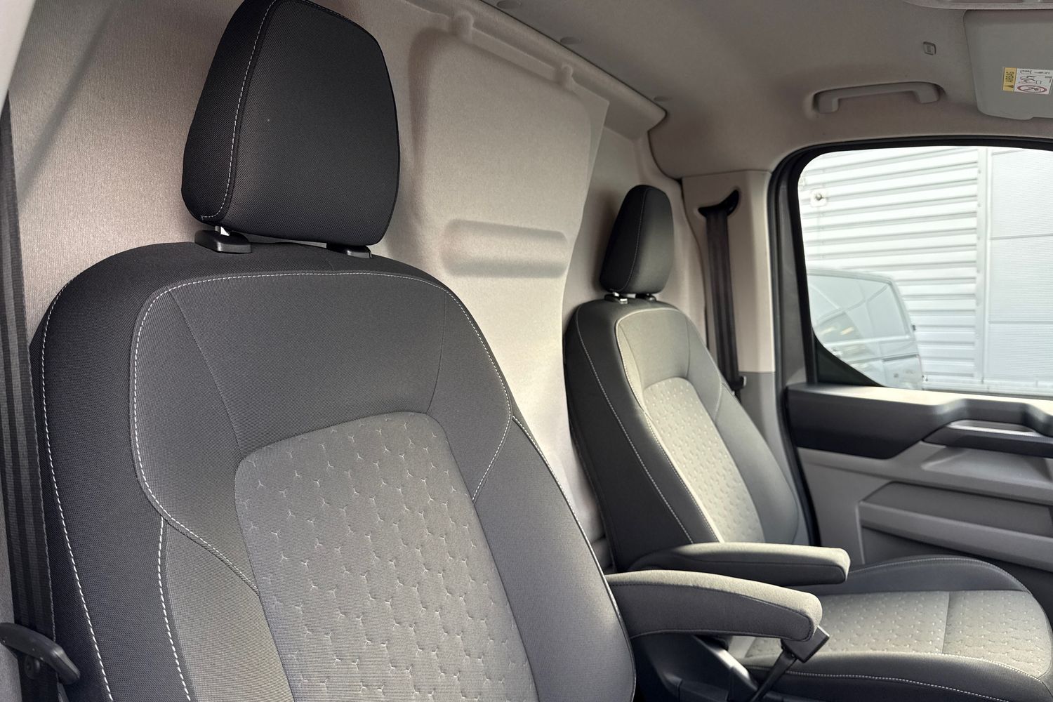 Used Ford Transit Custom 2024 for sale - 76876028: Photo 24