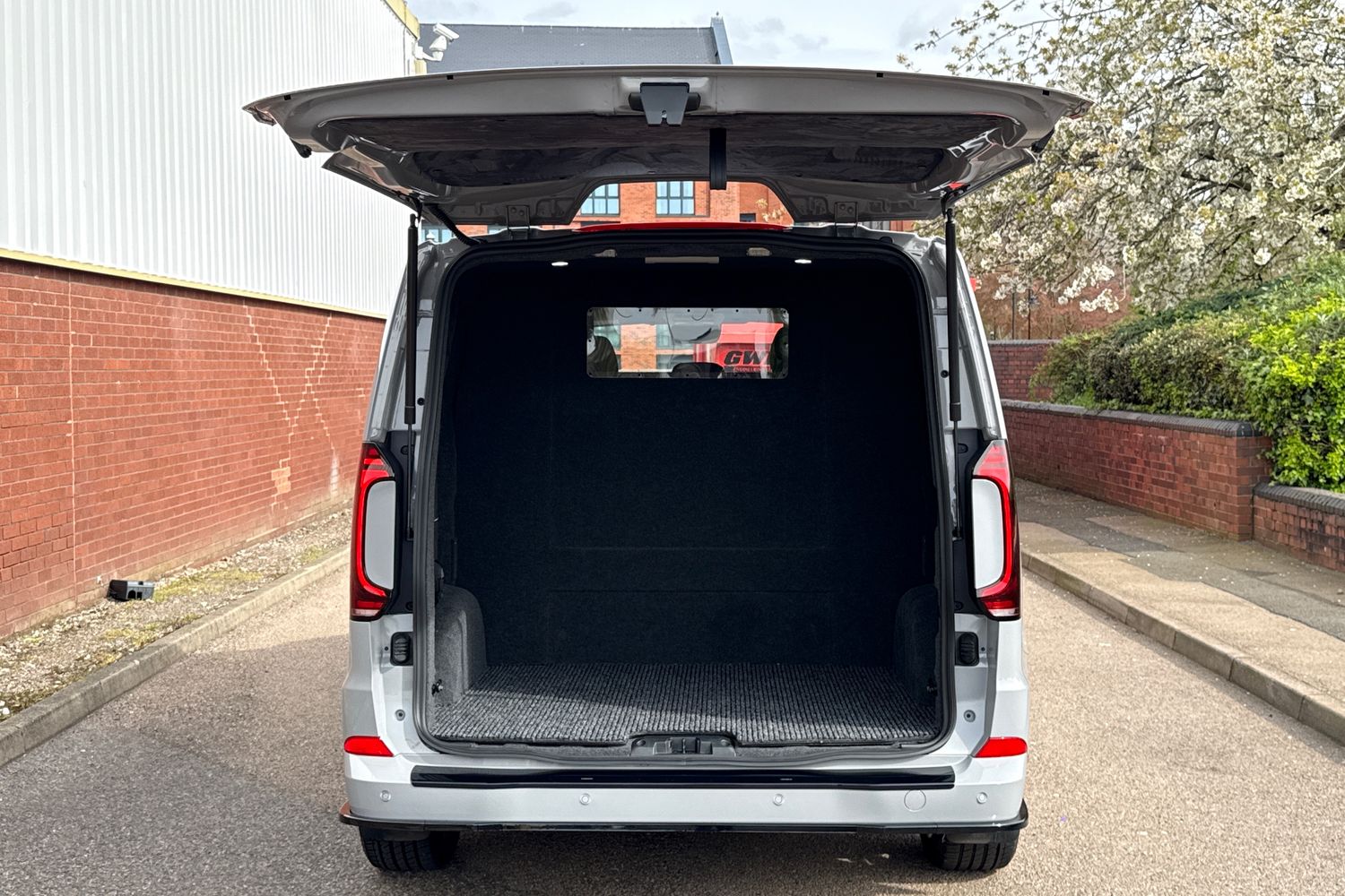 Used Volkswagen Transporter 2025 for sale - 78224359: Photo 39