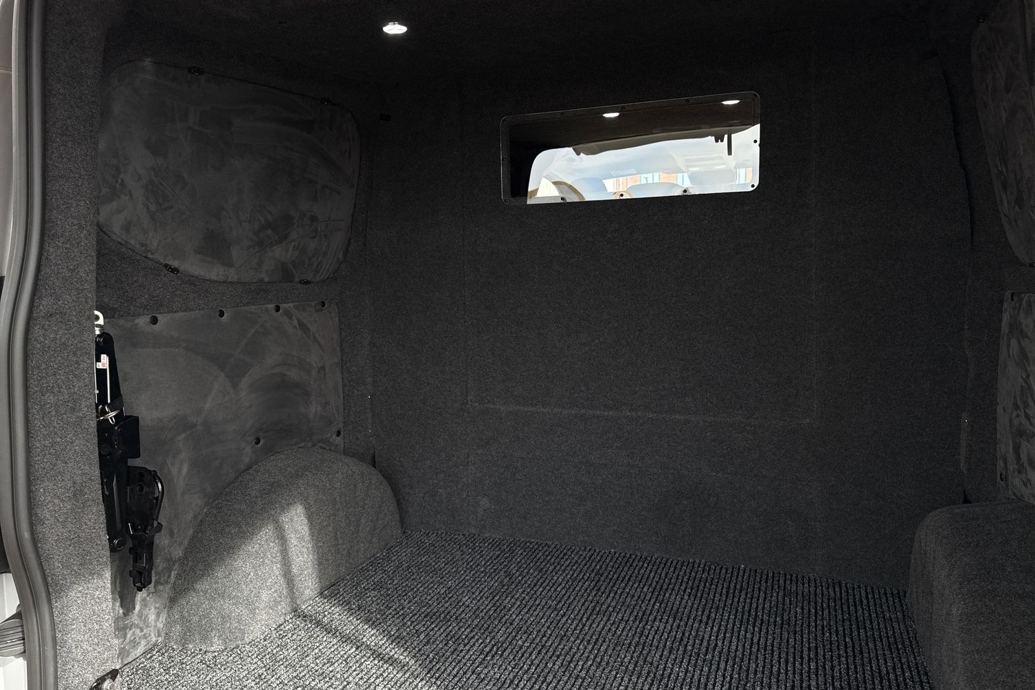 Used Volkswagen Transporter 2025 for sale - 78224359: Photo 40