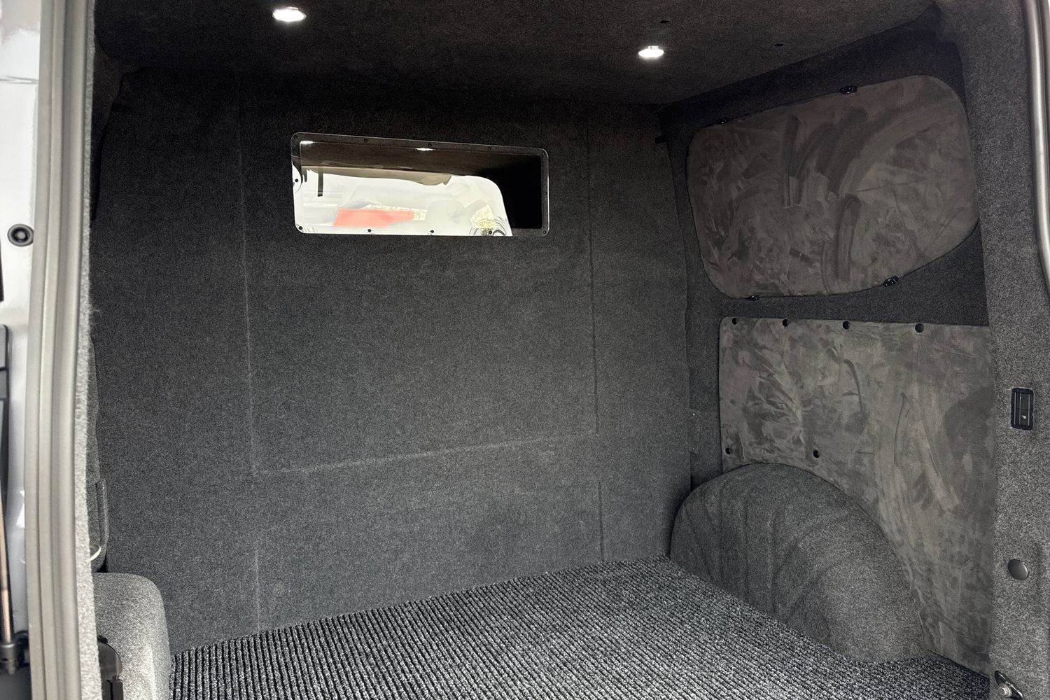 Used Volkswagen Transporter 2025 for sale - 78224359: Photo 42