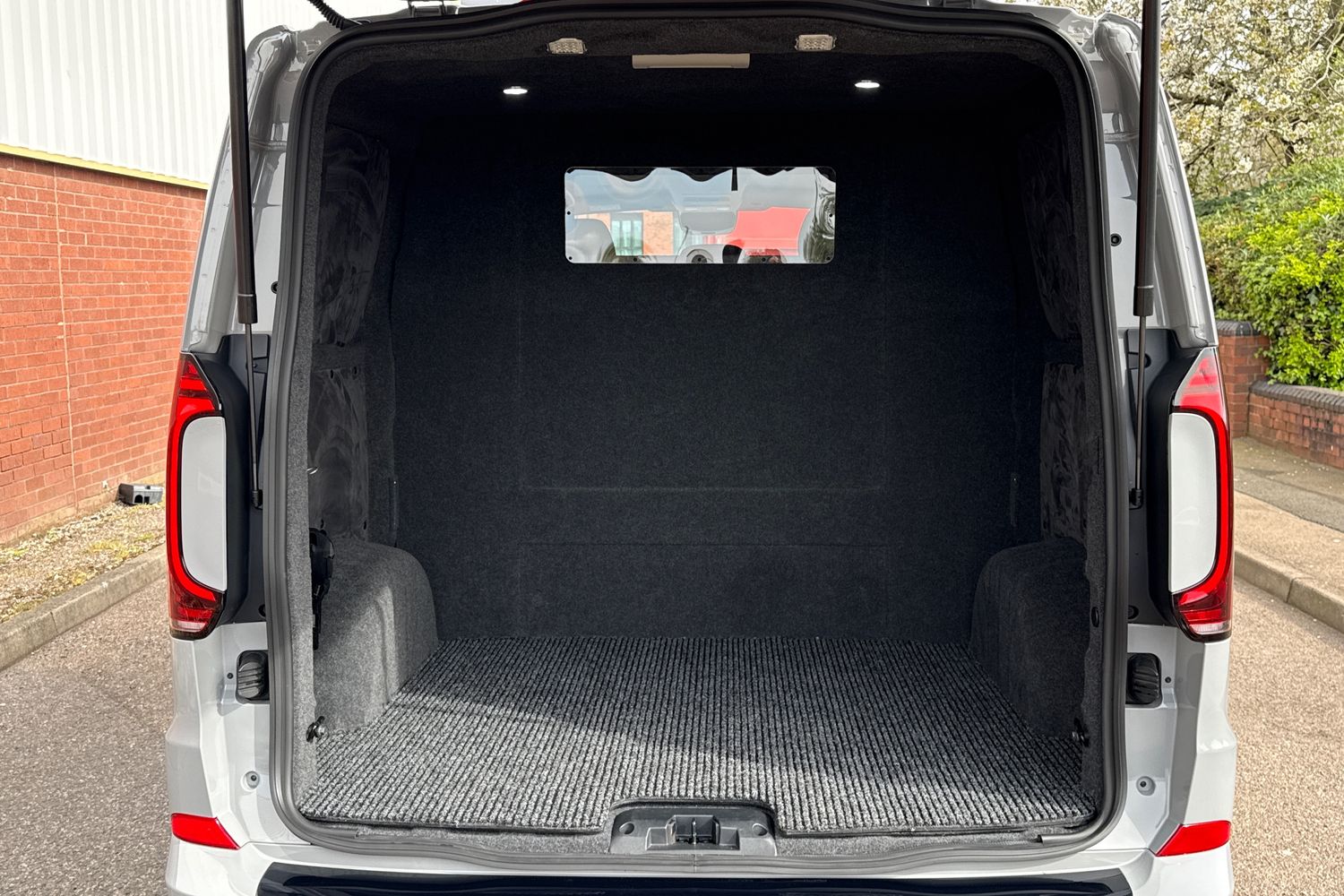 Used Volkswagen Transporter 2025 for sale - 78224359: Photo 6