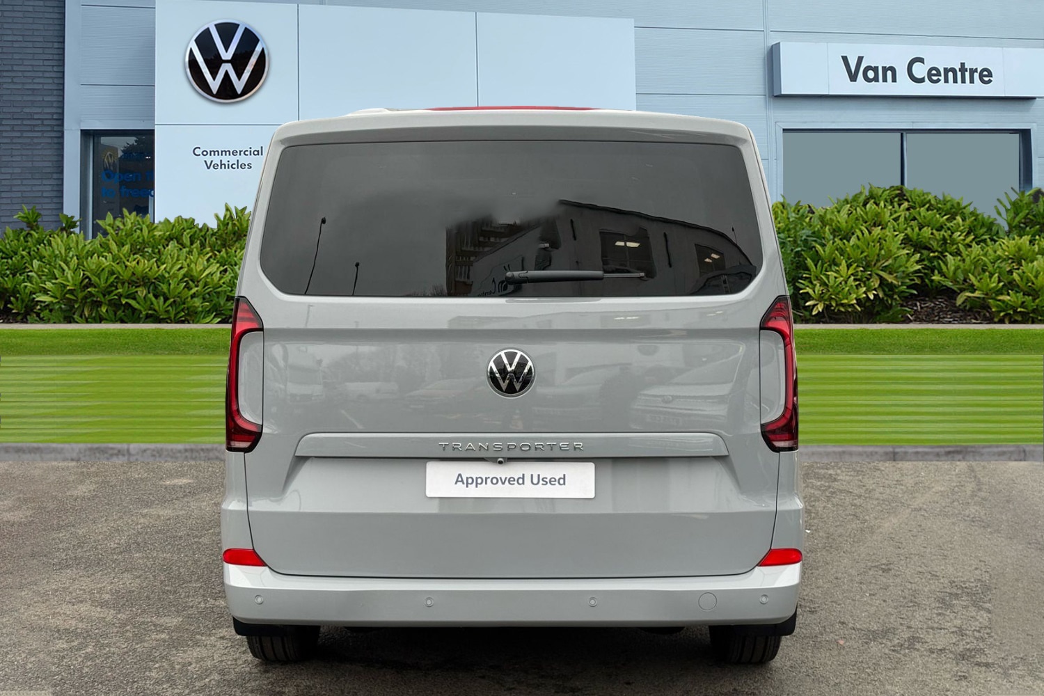 Used Volkswagen Transporter Shuttle 2025 for sale - 77048476: Photo 4