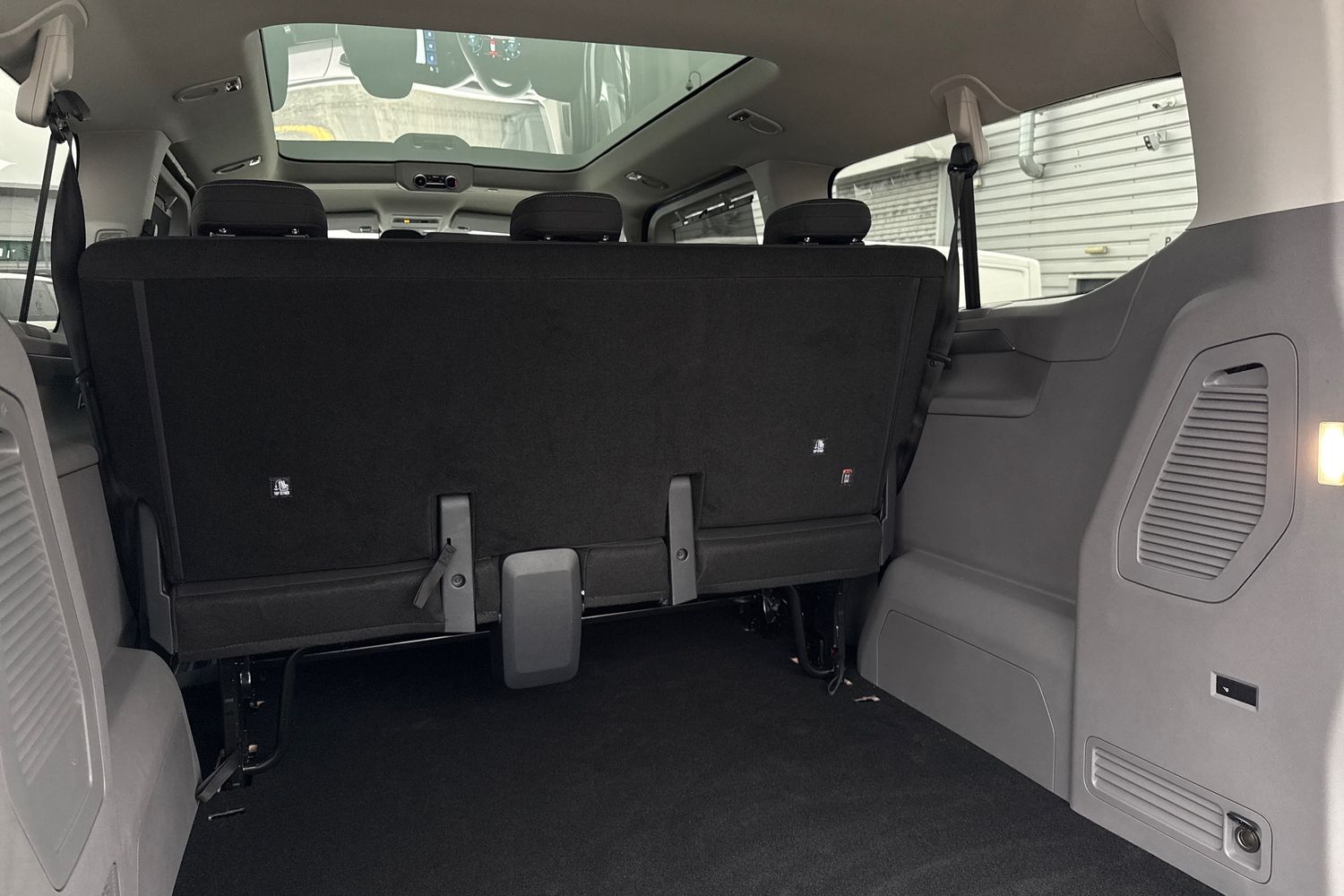 Used Volkswagen Transporter Shuttle 2025 for sale - 77048476: Photo 41