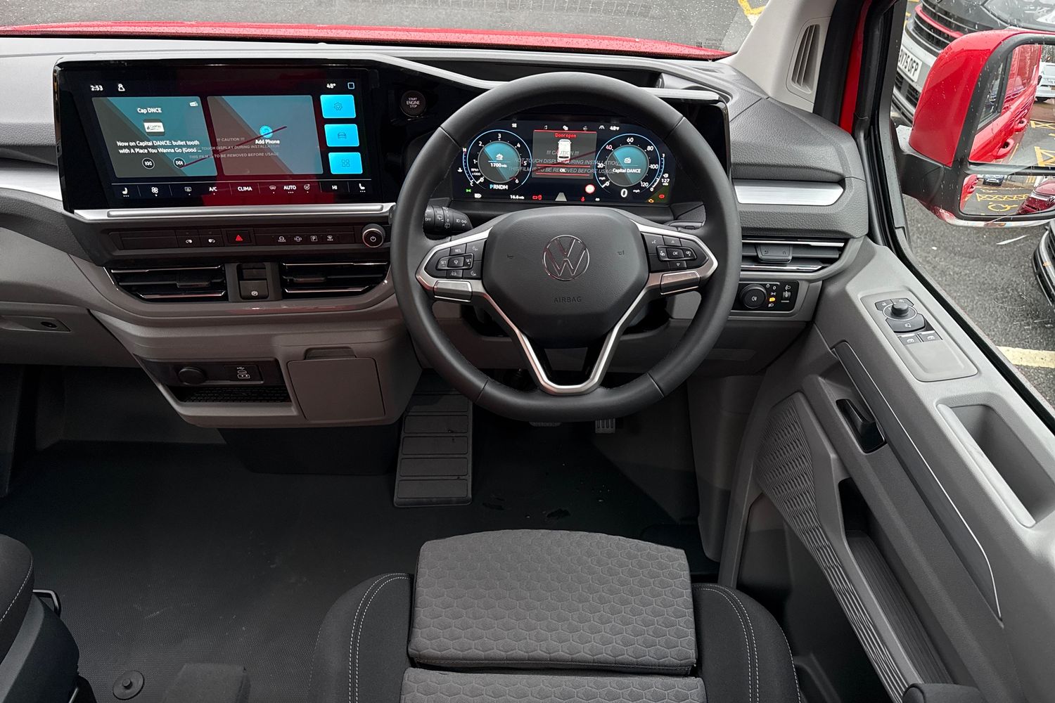 Used Volkswagen Transporter 2025 for sale - 77147606: Photo 18