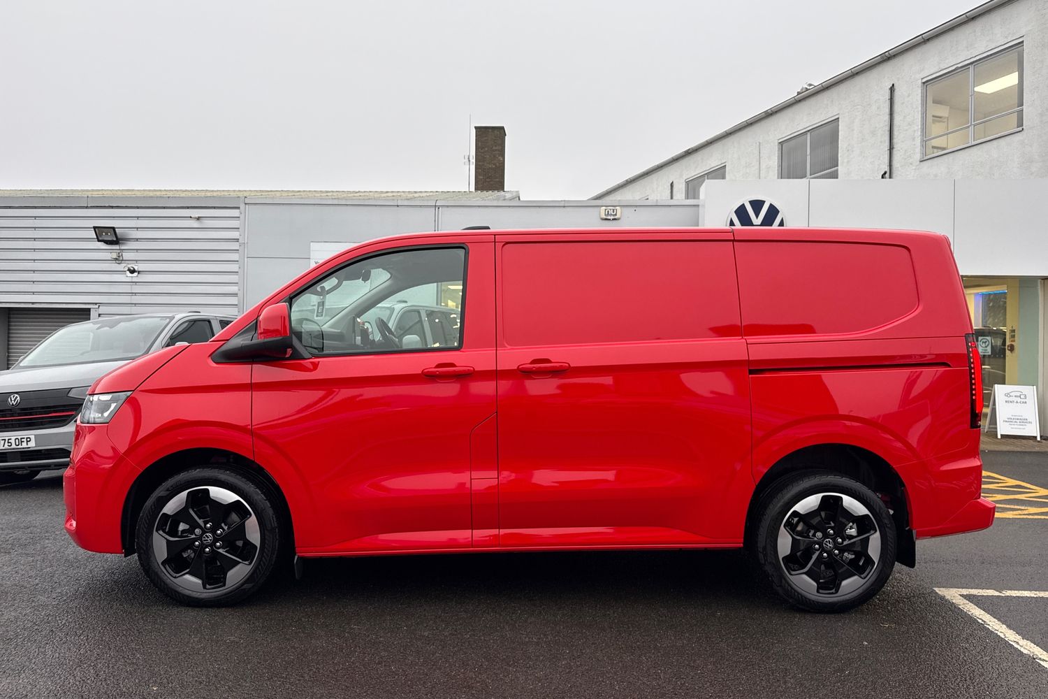 Used Volkswagen Transporter 2025 for sale - 77147606: Photo 37