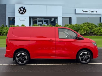 Used Volkswagen Transporter 2025 for sale - 77147606: Photo