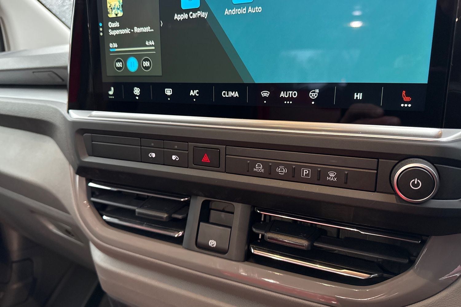 Used Volkswagen Transporter 2025 for sale - 77147606: Photo 54