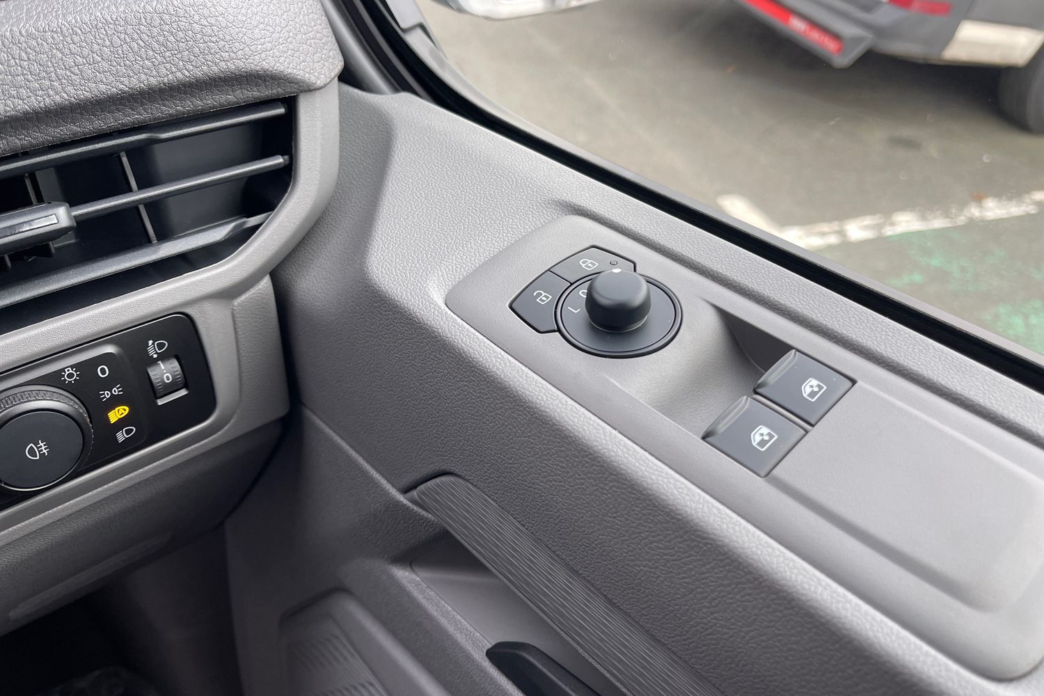 Used Volkswagen Transporter 2025 for sale - 76515816: Photo 17